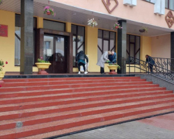 -5188703824150396151_121